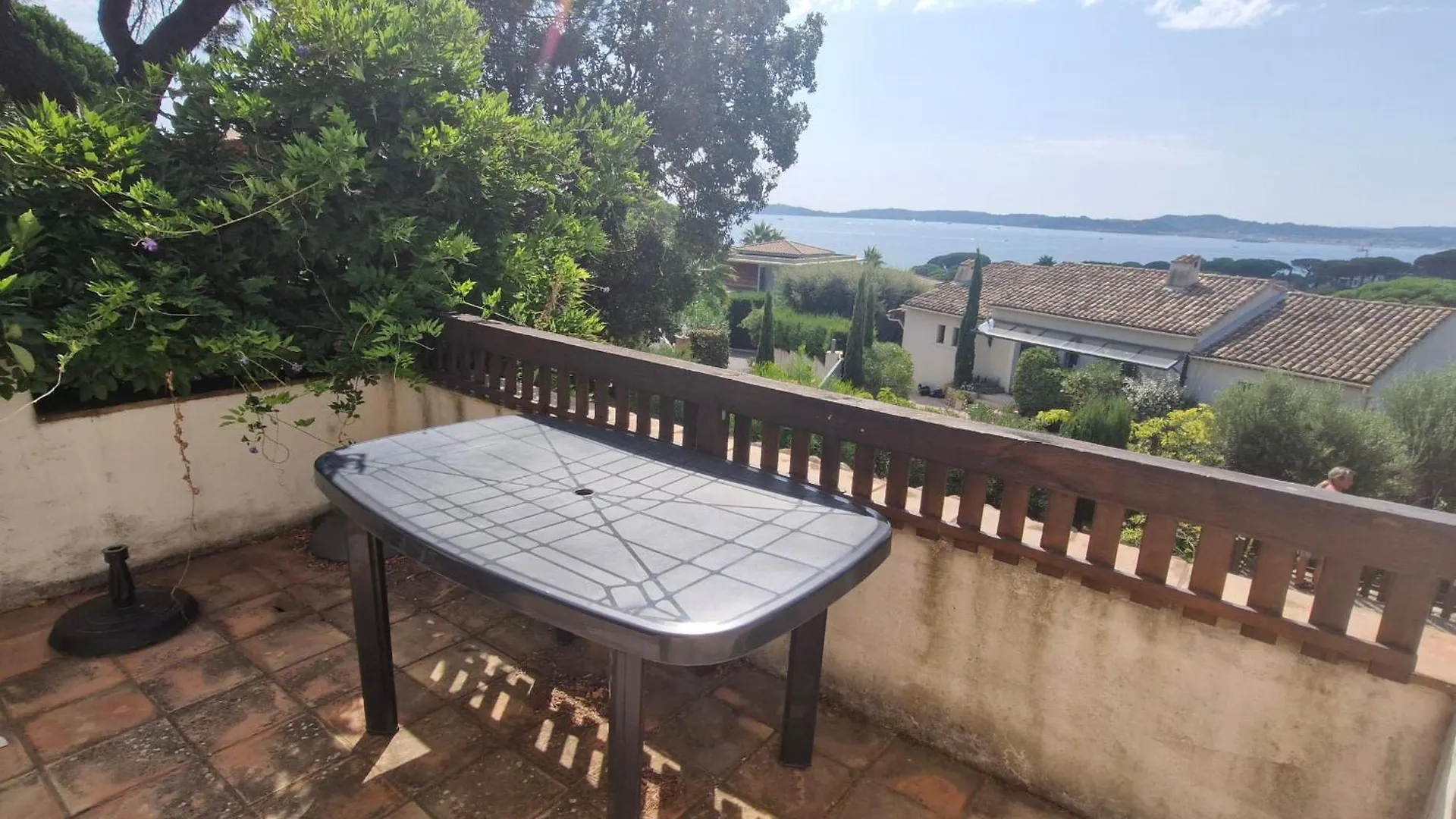 Mazet 75M² Avec Piscine, Jardin, Wifi A 400M De La Plage - Sainte-Maxime - Fr-1-780-15 Francia